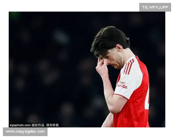 厄德高伤情更新：赛后严重跛行引担忧，阿森纳争冠路蒙阴影